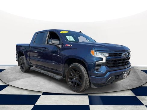 Used 2022 Chevrolet Silverado 1500 RST image 1