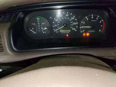 Used 2000 Toyota Camry LE FWD image 39