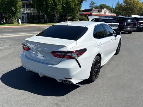 Used 2023 Toyota Camry SE FWD image 8