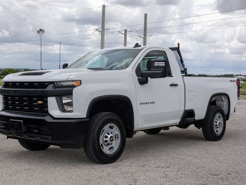 Used 2022 Chevrolet Silverado 2500 W/T w/ WT Fleet Convenience Package AWD/4WD image 3