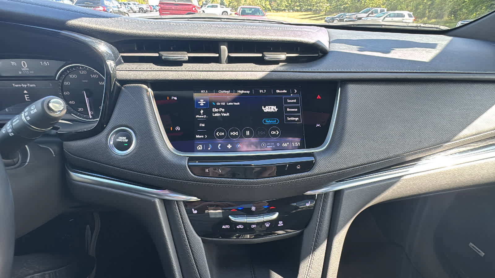 Used 2024 Cadillac XT6 Luxury w/ LPO, Floor Liner Package AWD/4WD image 16