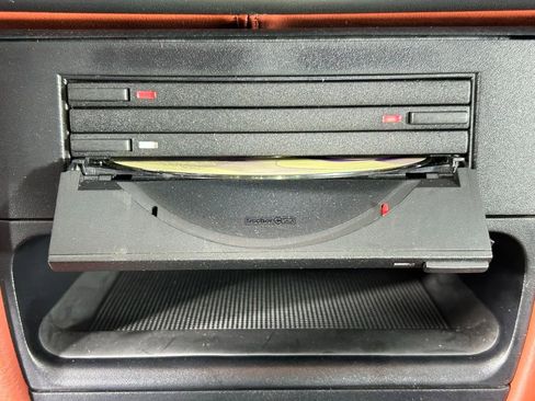 Used 1999 Porsche Boxster image 20