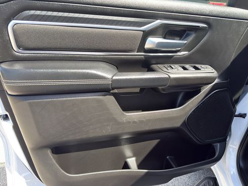 Used 2025 RAM 1500 Big Horn AWD/4WD image 13