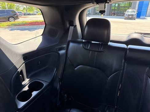 Certified 2025 Honda Pilot Black Edition image 24