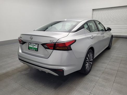 Used 2023 Nissan Altima 2.5 SV image 9