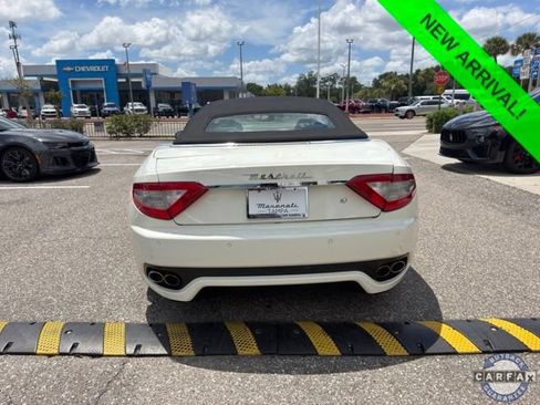 Used 2010 Maserati GranTurismo Convertible RWD image 17