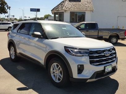 New 2026 Ford Explorer Active w/ Active Comfort Package