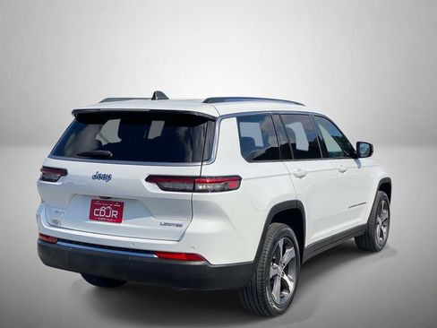 Used 2023 Jeep Grand Cherokee L Limited AWD/4WD image 3
