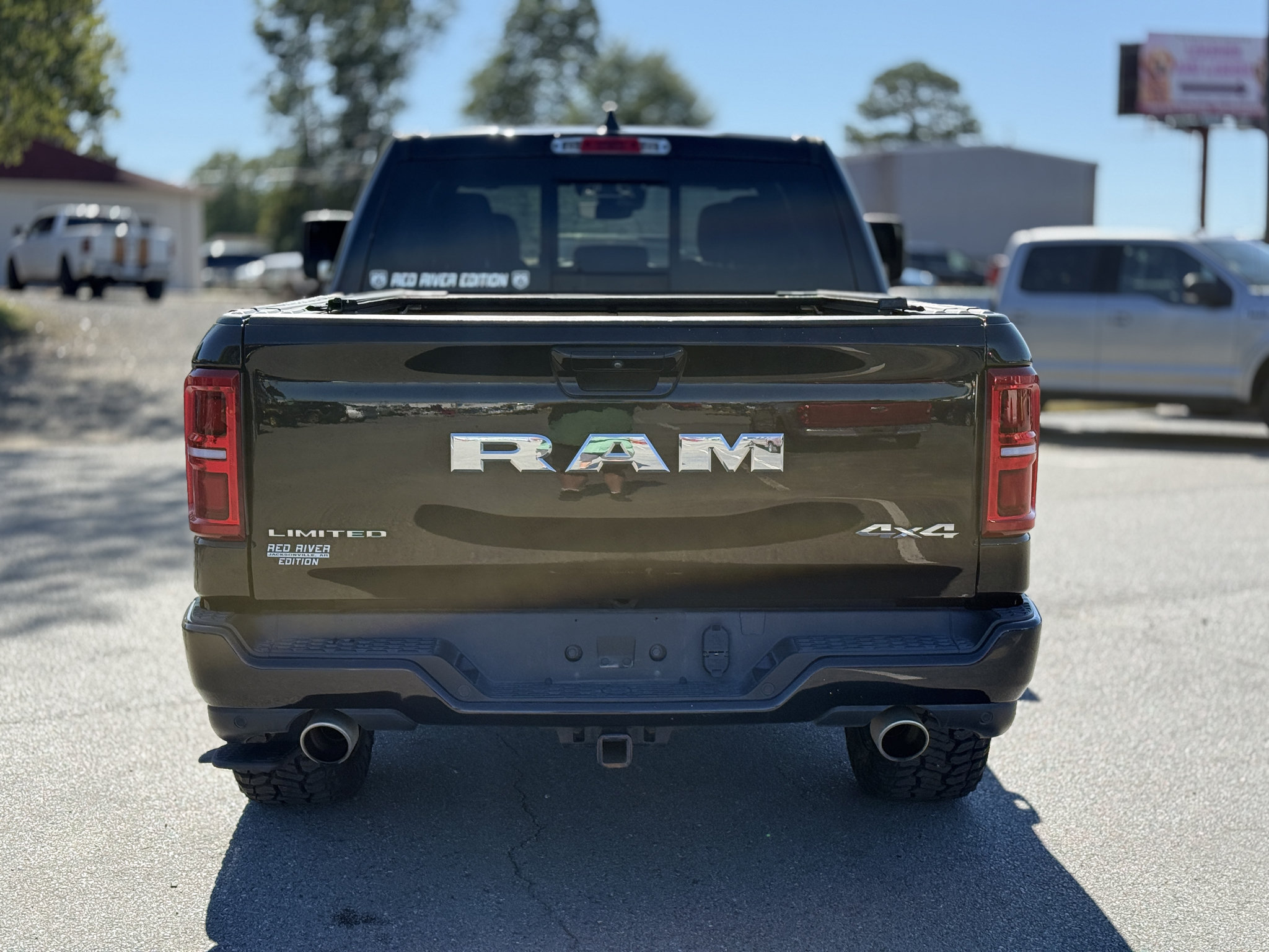 Used 2025 RAM 1500 Limited w/ Trailer Tow Group AWD/4WD image 29