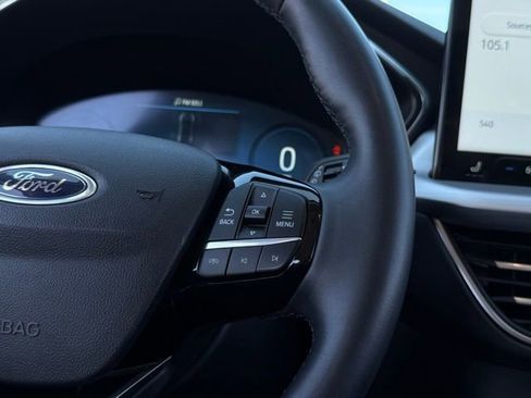 Used 2024 Ford Escape Platinum image 8