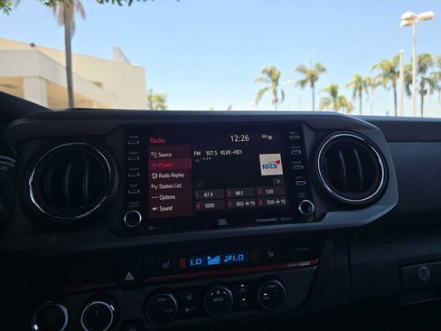 Used 2021 Toyota Tacoma TRD Pro AWD/4WD image 29
