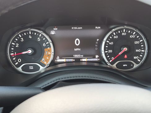 Used 2022 Jeep Renegade Latitude image 17