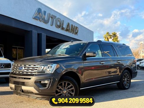 Used 2018 Ford Explorer XLT w/ Equipment Group 202A AWD/4WD image 3
