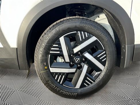 New 2026 Nissan Kicks SV image 30