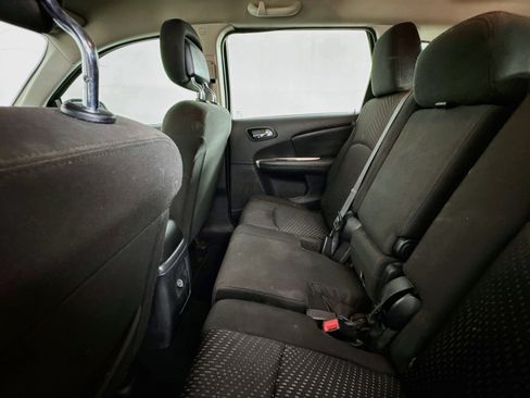 Used 2019 Dodge Journey SE w/ Blacktop Package FWD image 22
