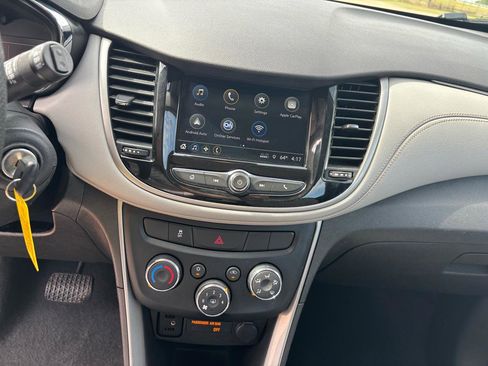 Used 2019 Chevrolet Trax LS w/ LPO, Cargo Package FWD image 16