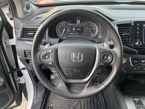 Used 2023 Honda Ridgeline RTL image 12