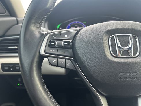 Used 2022 Honda Accord Touring image 18