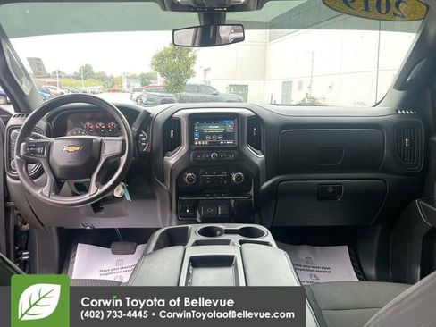 Used 2019 Chevrolet Silverado 1500 Custom w/ Custom Value Package image 11