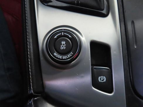 Used 2019 Chevrolet Corvette Stingray Coupe w/ 2LT Preferred Equipment Group image 25