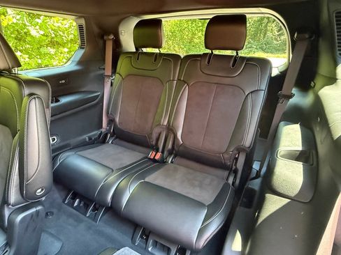 Used 2024 Jeep Grand Cherokee L Laredo AWD/4WD image 15