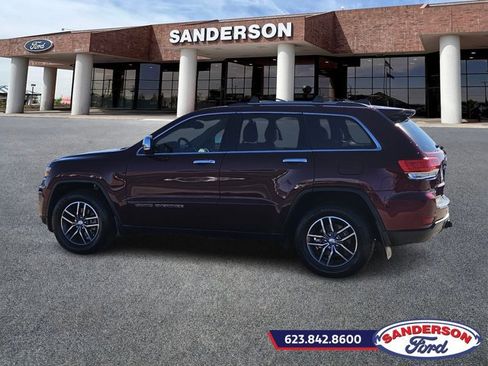 Used 2017 Jeep Grand Cherokee Limited w/ Trailer Tow Group IV image 6