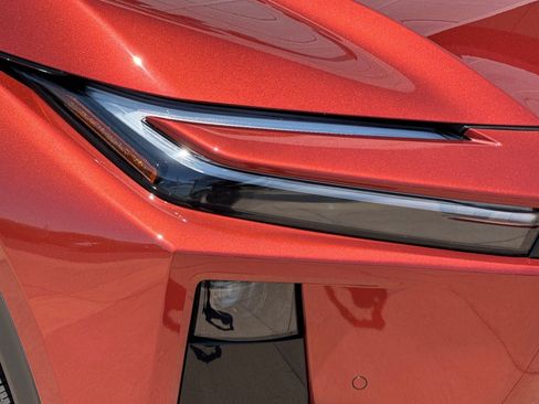 New 2026 Toyota C-HR AWD/4WD image 32
