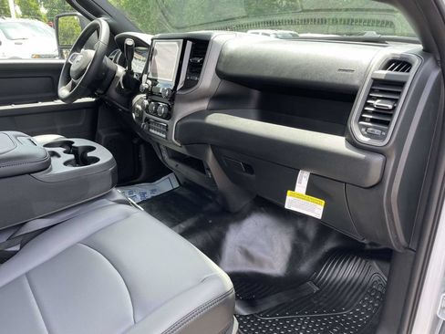 New 2026 RAM 2500 Tradesman w/ Chrome Appearance Group AWD/4WD image 13