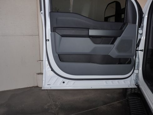 New 2026 Ford F350 XLT image 33