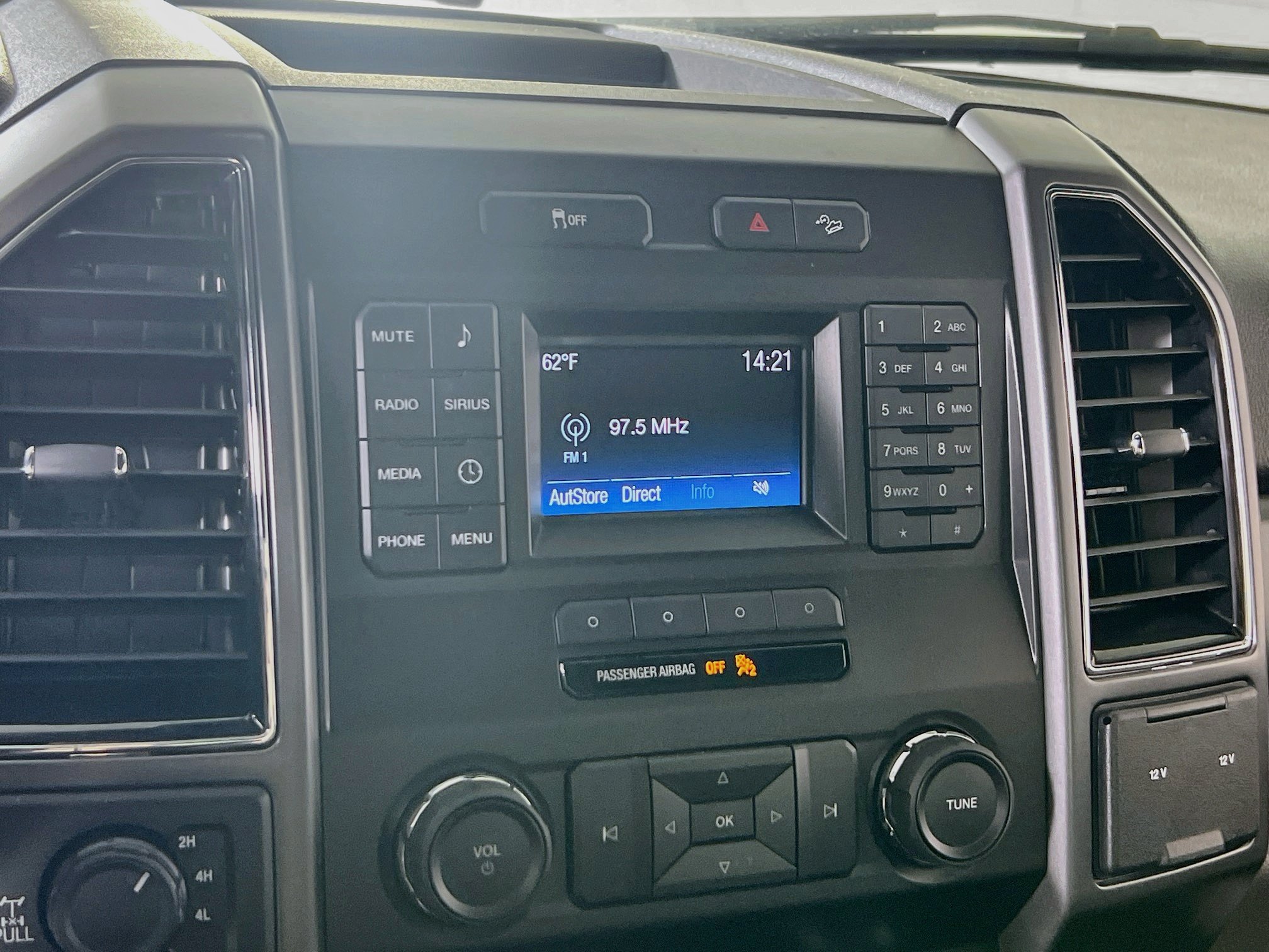 Used 2019 Ford F250 XLT w/ XLT Value Package AWD/4WD image 14