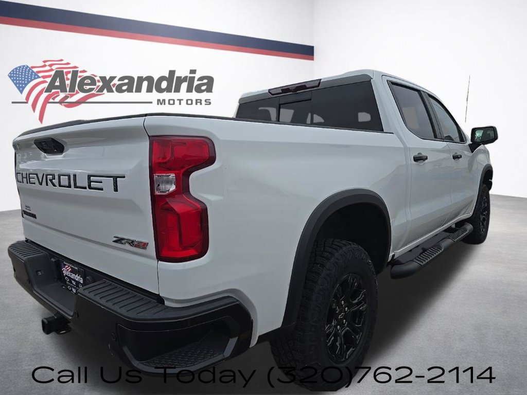 Used 2023 Chevrolet Silverado 1500 ZR2 AWD/4WD image 6