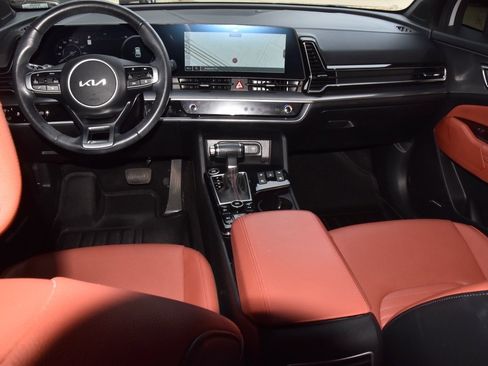 Used 2024 Kia Sportage SX image 16