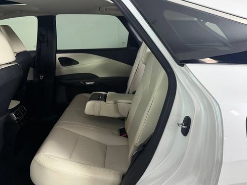 Used 2024 Lexus RX 350 Premium Plus w/ Convenience Package FWD image 25
