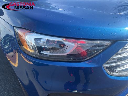 Used 2022 Ford Edge SE image 19