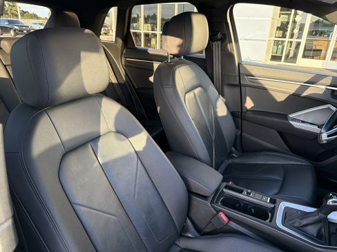 Used 2021 Audi Q3 2.0T Premium Plus w/ Premium Plus Package image 6