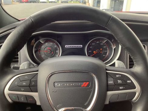 Used 2017 Dodge Charger R/T RWD image 16