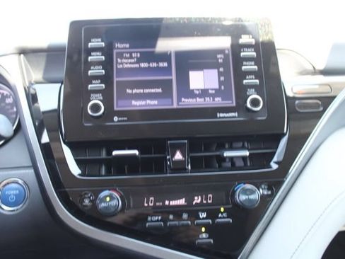 Used 2024 Toyota Camry SE FWD image 22