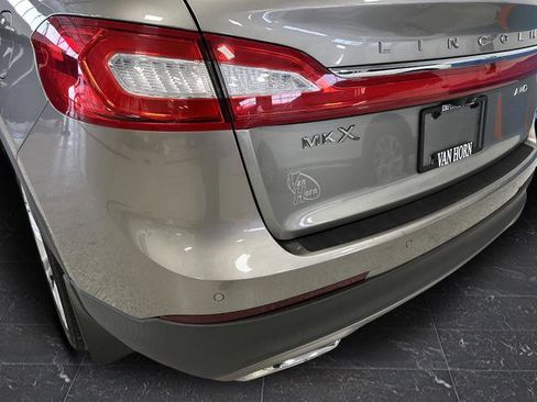 Used 2016 Lincoln MKX Reserve w/ Climate Package image 32