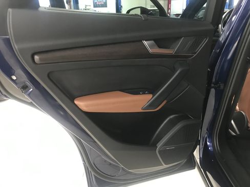 Used 2023 Audi Q5 2.0T Premium Plus w/ Premium Plus Package image 7