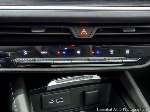 New 2025 Buick Envision Sport Touring image 17