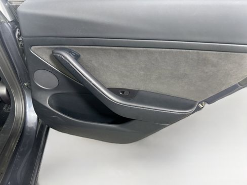 Used 2023 Tesla Model 3 Standard Range image 30