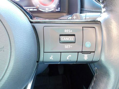 Used 2023 Nissan Rogue Platinum w/ Platinum Premium Package image 22