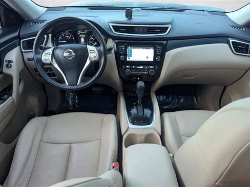 Used 2016 Nissan Rogue SL w/ SL Premium Package image 19