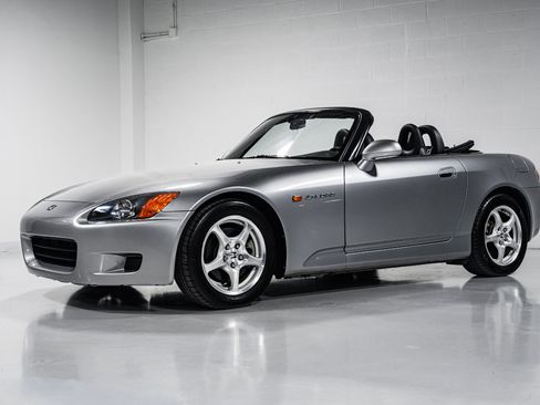 Used 2000 Honda S2000 image 7