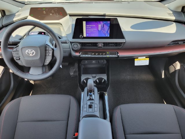 New 2027 Toyota Prius Plug-In Hybrid FWD image 6