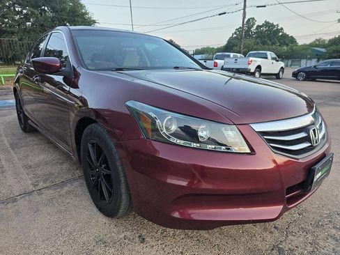 Used 2012 Honda Accord LX image 3