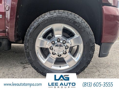 Used 2016 GMC Sierra 2500 Denali w/ Duramax Plus Package AWD/4WD image 10