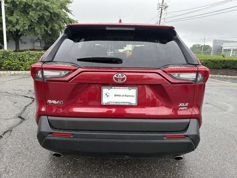 Used 2019 Toyota RAV4 XLE Premium w/ Cold Weather Package AWD/4WD image 13