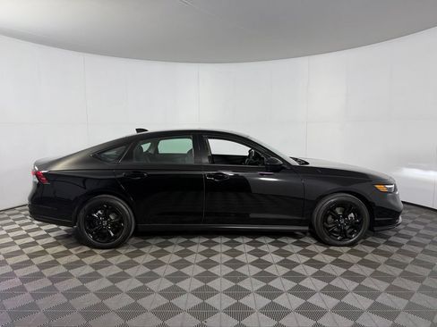 Used 2025 Honda Accord SE image 5
