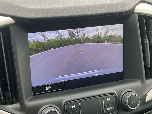 Used 2022 GMC Terrain SLT w/ Infotainment Package II AWD/4WD image 48